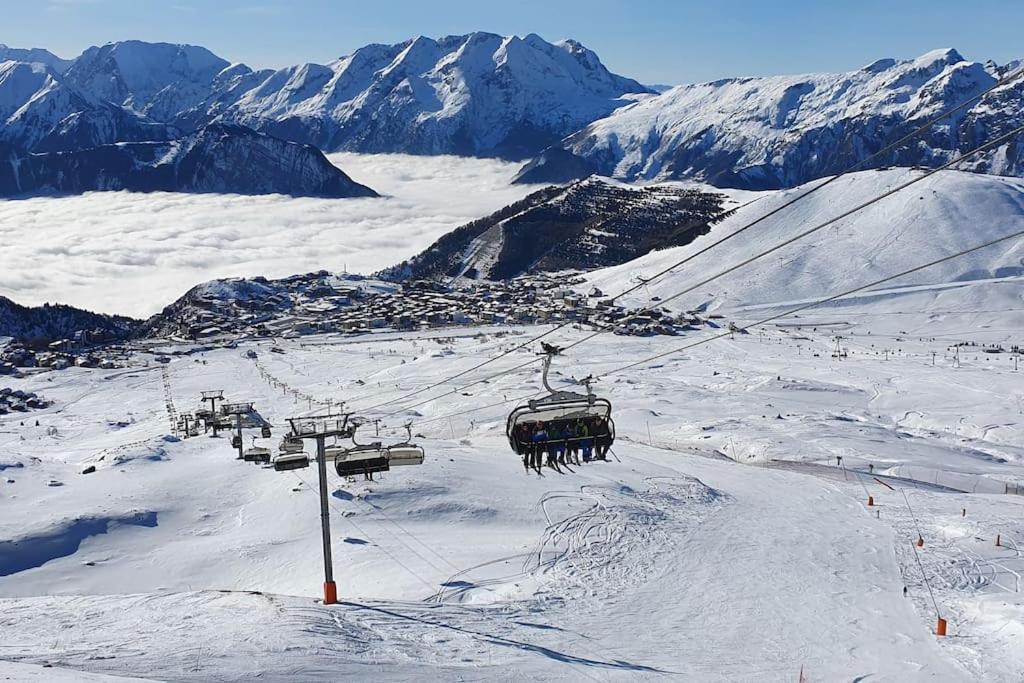 *Nouveau* Pied Des Pistes * Piscine Ext. Chauffee* Alpe d'Huez Exterior foto